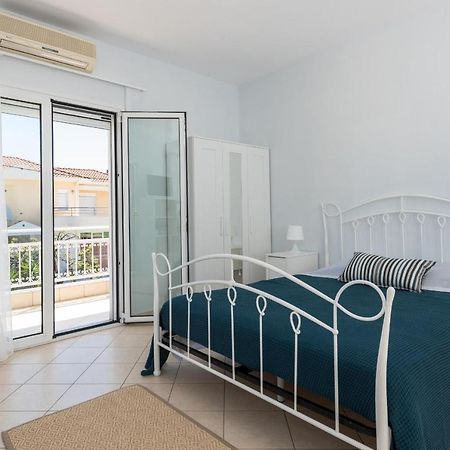 Urban Sea Side Apartments 리메나스 외부 사진